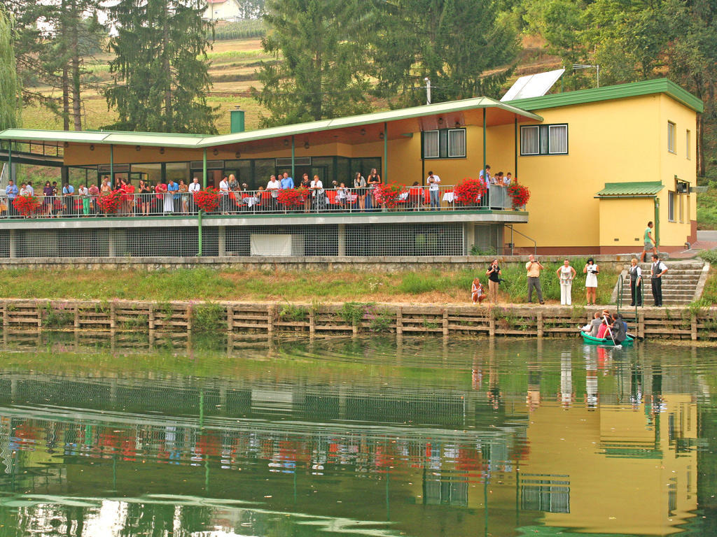 Motel Dobra Duga Resa Exterior foto